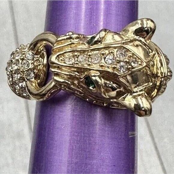 Banana Republic Vintage Gold Tone Pave Crystal Green Eyes Panther Ring Size 6 - Picture 10 of 10